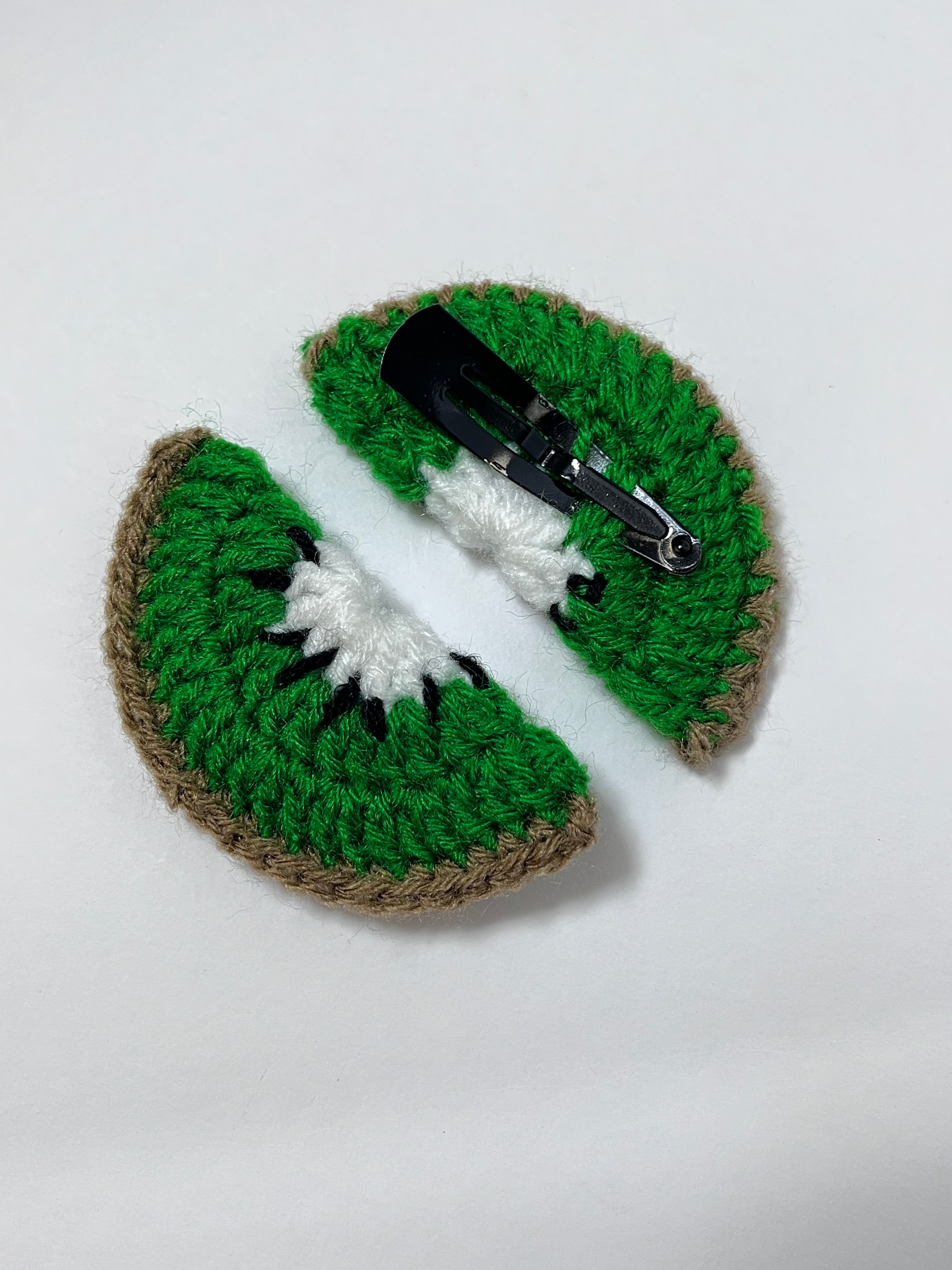 Little Peas Set of 2 Kiwi Fruit Design Tic Tac Hair Clips - Dark Green